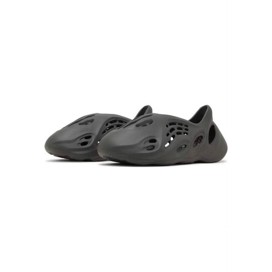 Adidas Yeezy Foam Runners Carbon