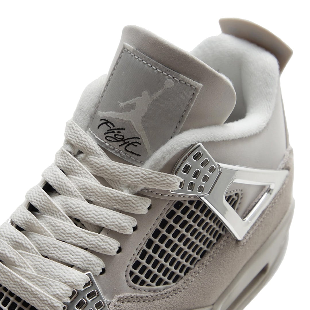 Air Jordan 4 retro Frozen moments